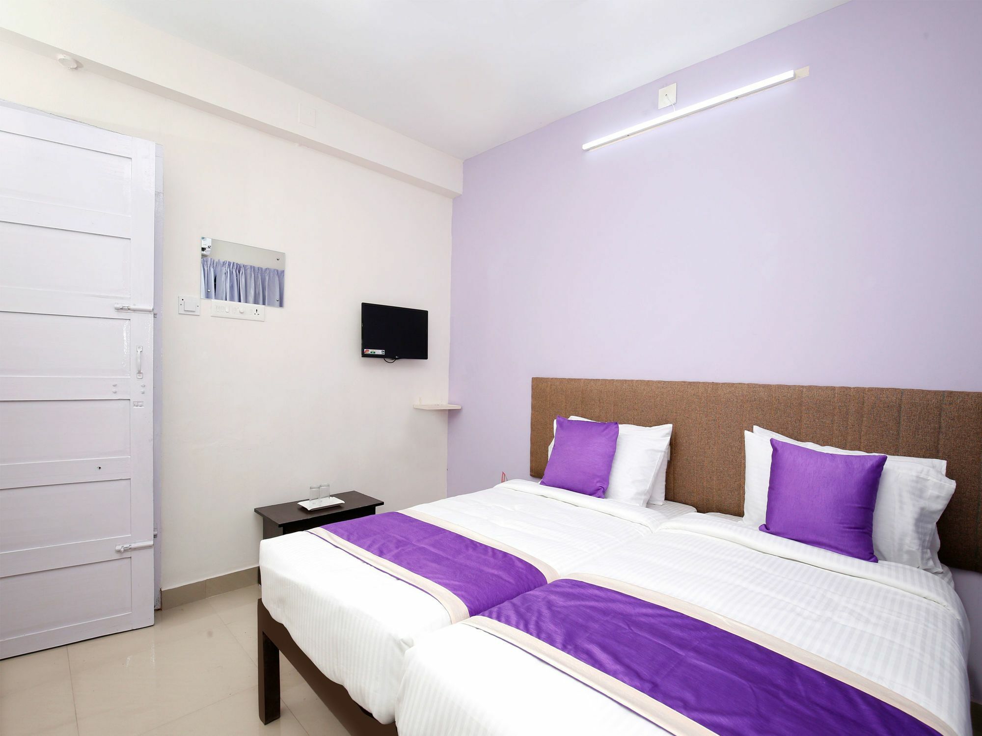 Oyo 9797 Hotel Vbee Plaza Thiruvananthapuram Eksteriør billede
